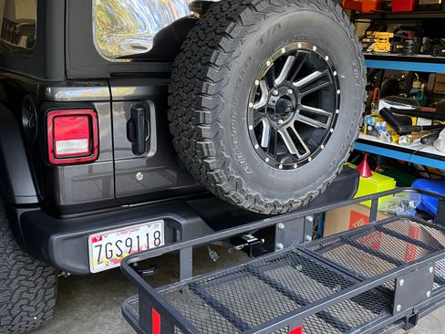 Used 2019 Jeep Wrangler Sport image 5