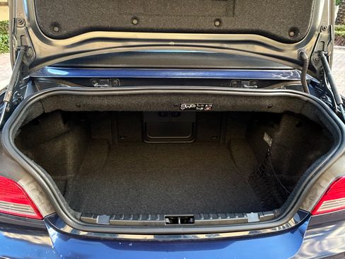 Used 2011 BMW 135i Convertible RWD image 19