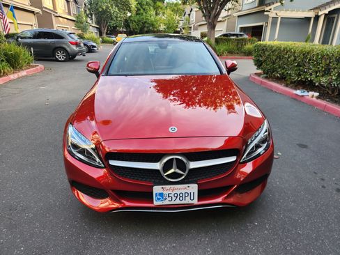 Used 2018 Mercedes-Benz C 300 Coupe image 4