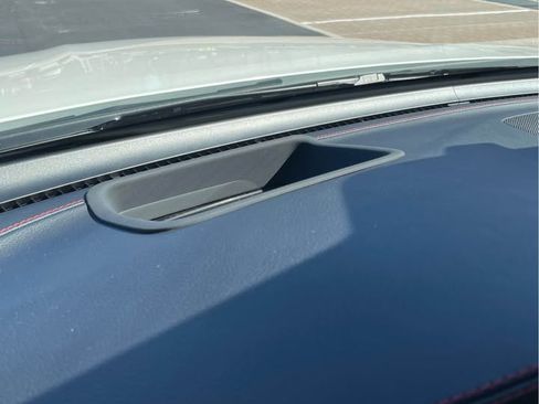 Used 2018 Mercedes-Benz GLC 63 AMG GLC 63 4MATIC Sport Utility 4D image 12