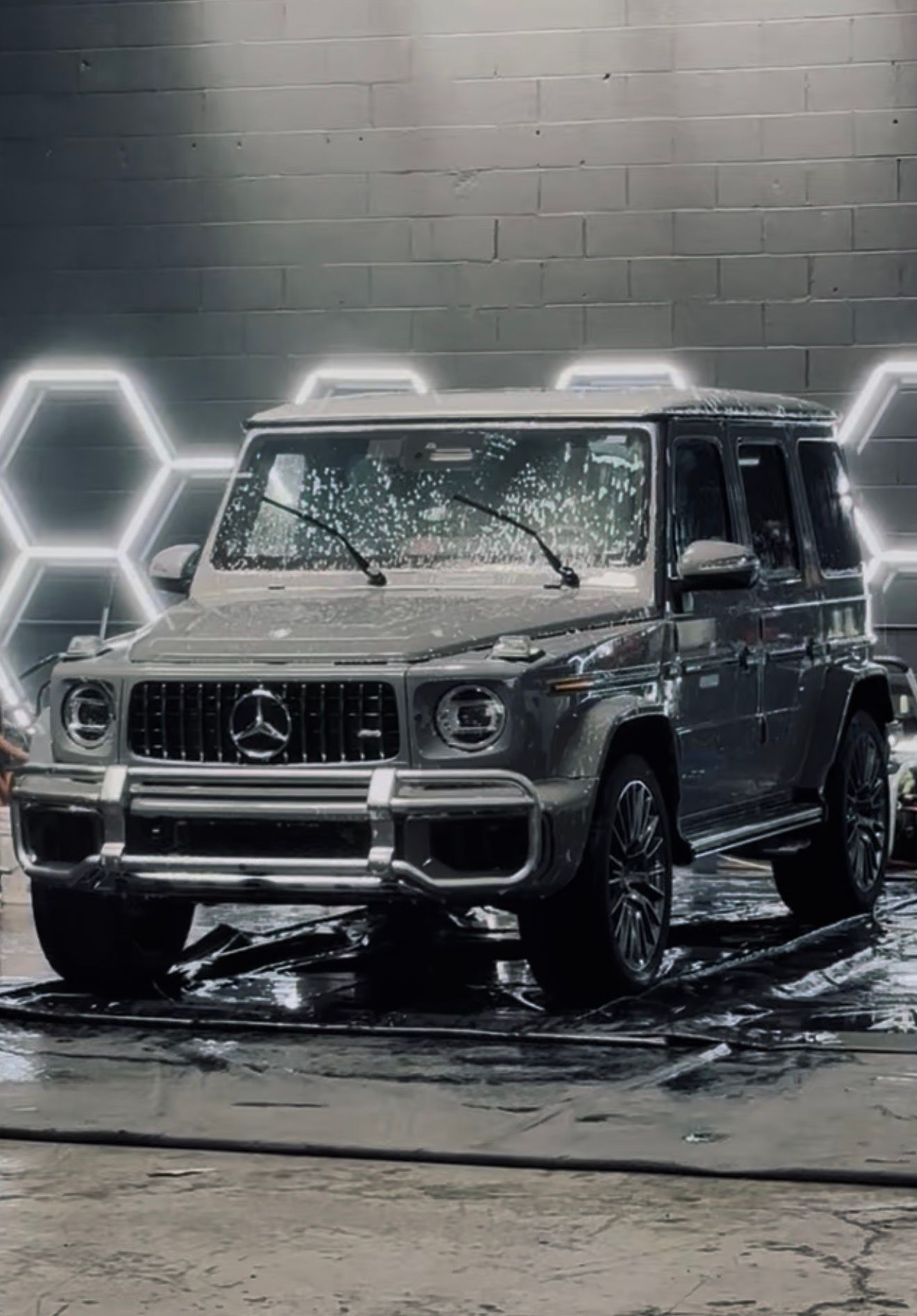 Used 2025 Mercedes-Benz G 63 AMG 4MATIC image 16