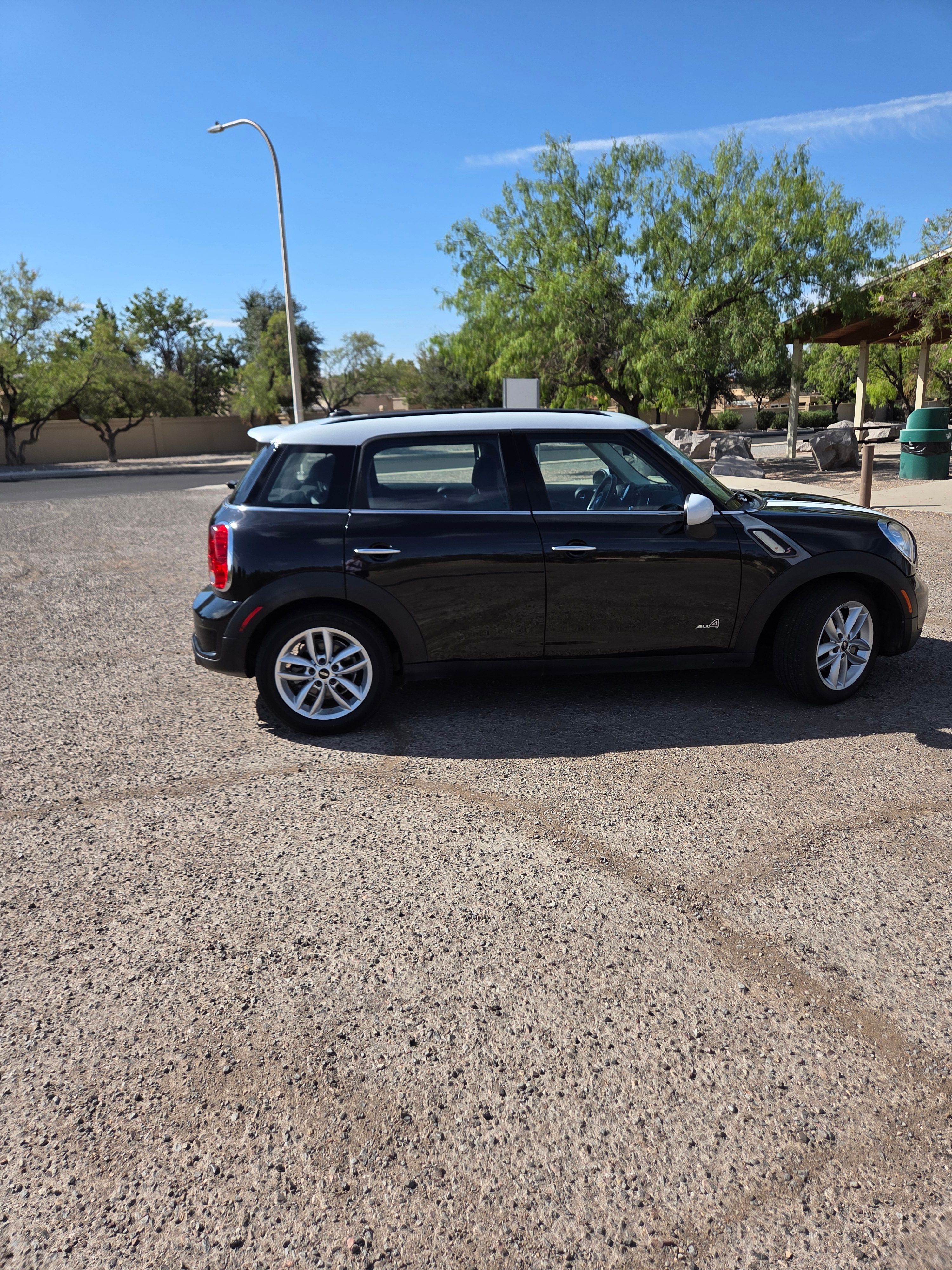 Used 2013 MINI Cooper Countryman S AWD/4WD image 2
