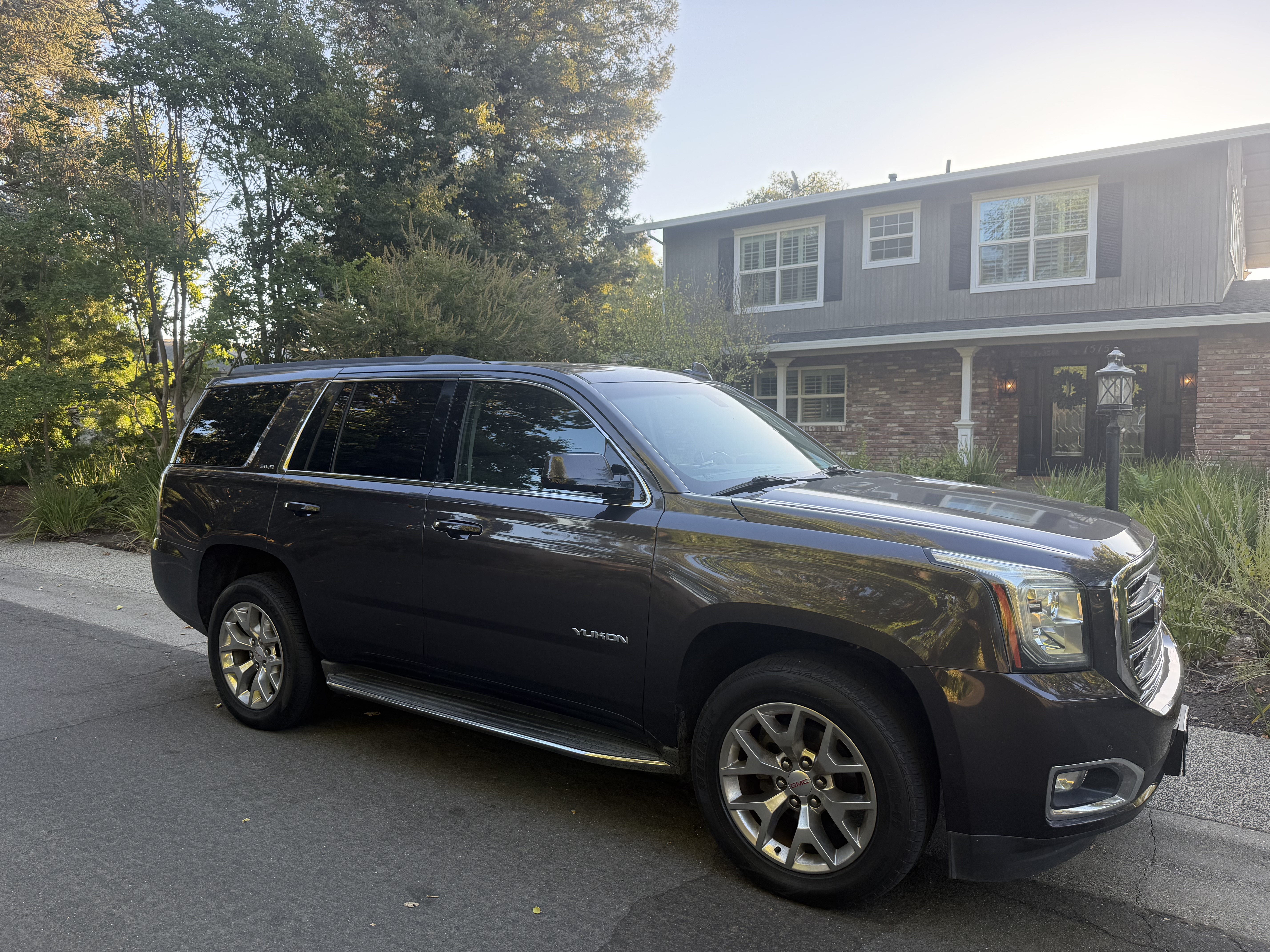 Used 2017 GMC Yukon SLE RWD image 5
