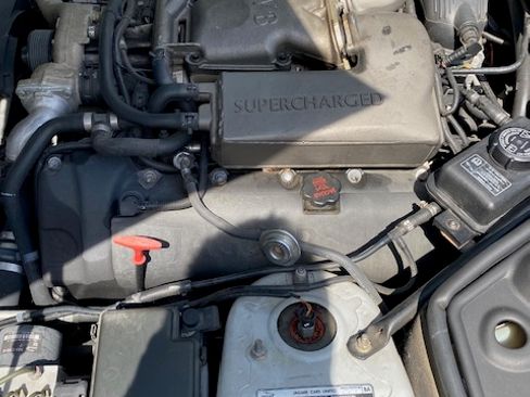 Used 2005 Jaguar XK R image 18