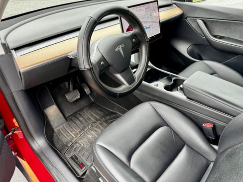 Used 2020 Tesla Model Y Long Range AWD/4WD image 10