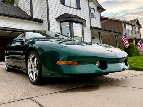 Used 1996 Pontiac Firebird Trans Am RWD image 21