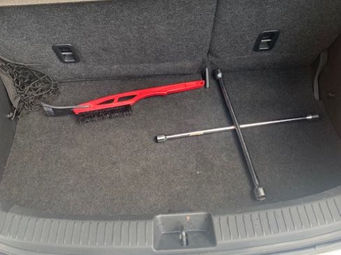 Used 2011 MAZDA MAZDA2 Touring image 8