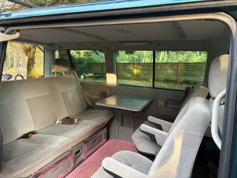 Used 2000 Volkswagen Eurovan MV image 9