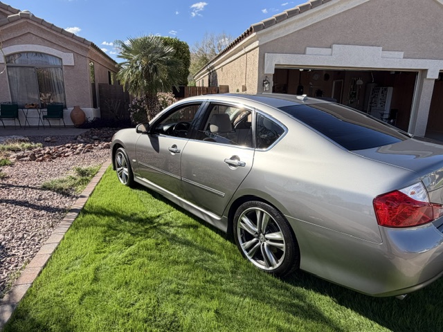 Used 2008 INFINITI M35 w/ Technology Pkg RWD image 5