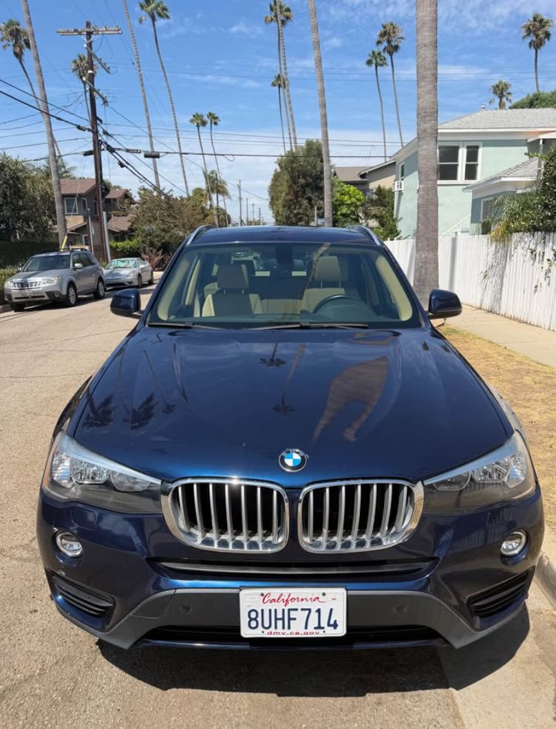 Used 2017 BMW X3 sDrive28i RWD image 4