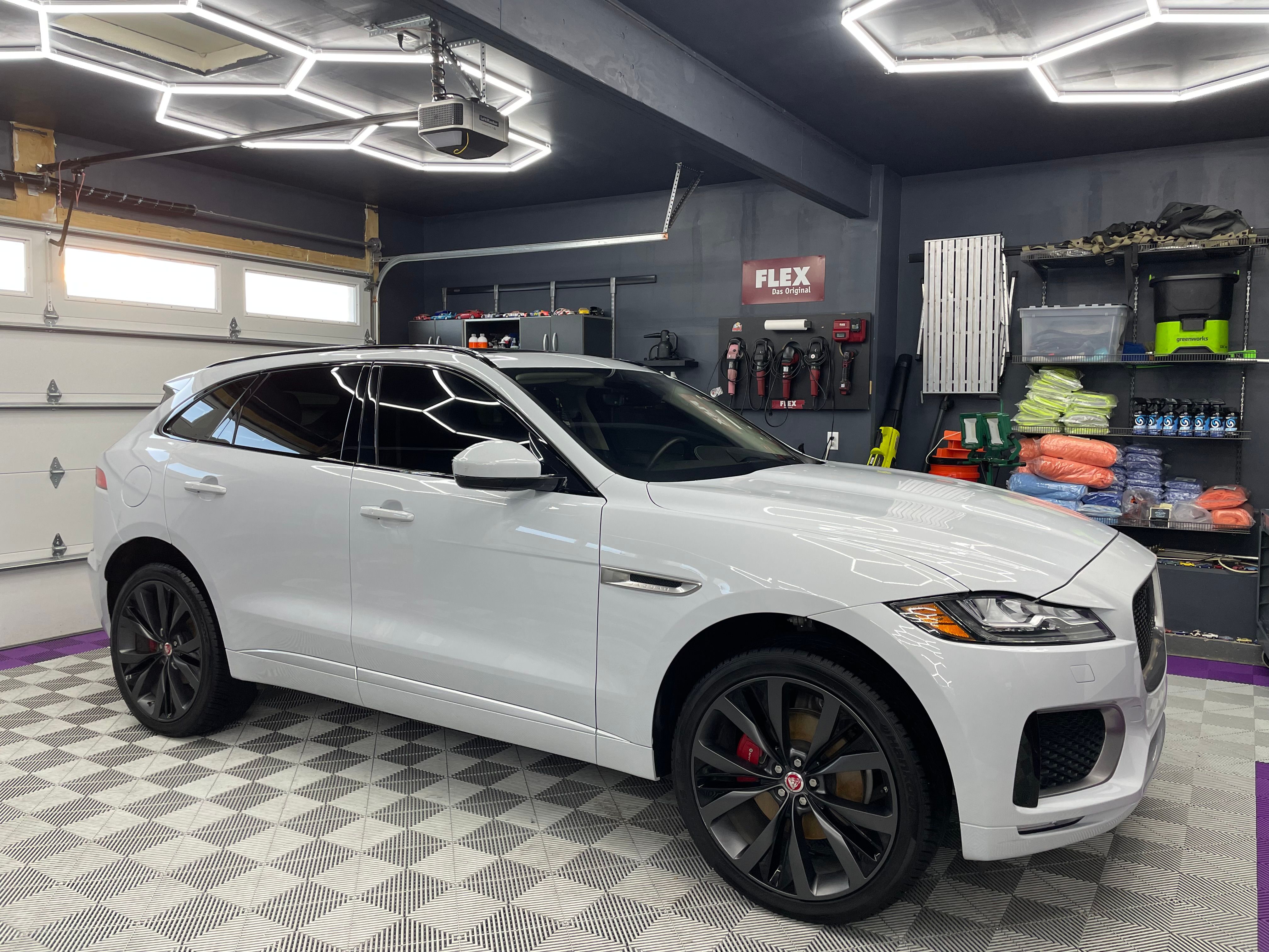 Used 2019 Jaguar F-PACE S AWD/4WD image 24