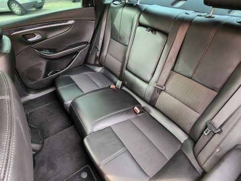 Used 2017 Chevrolet Impala LT image 11