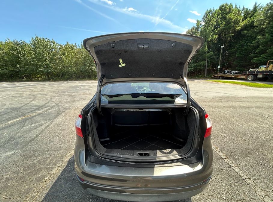 Used 2015 Ford Fiesta SE FWD image 10