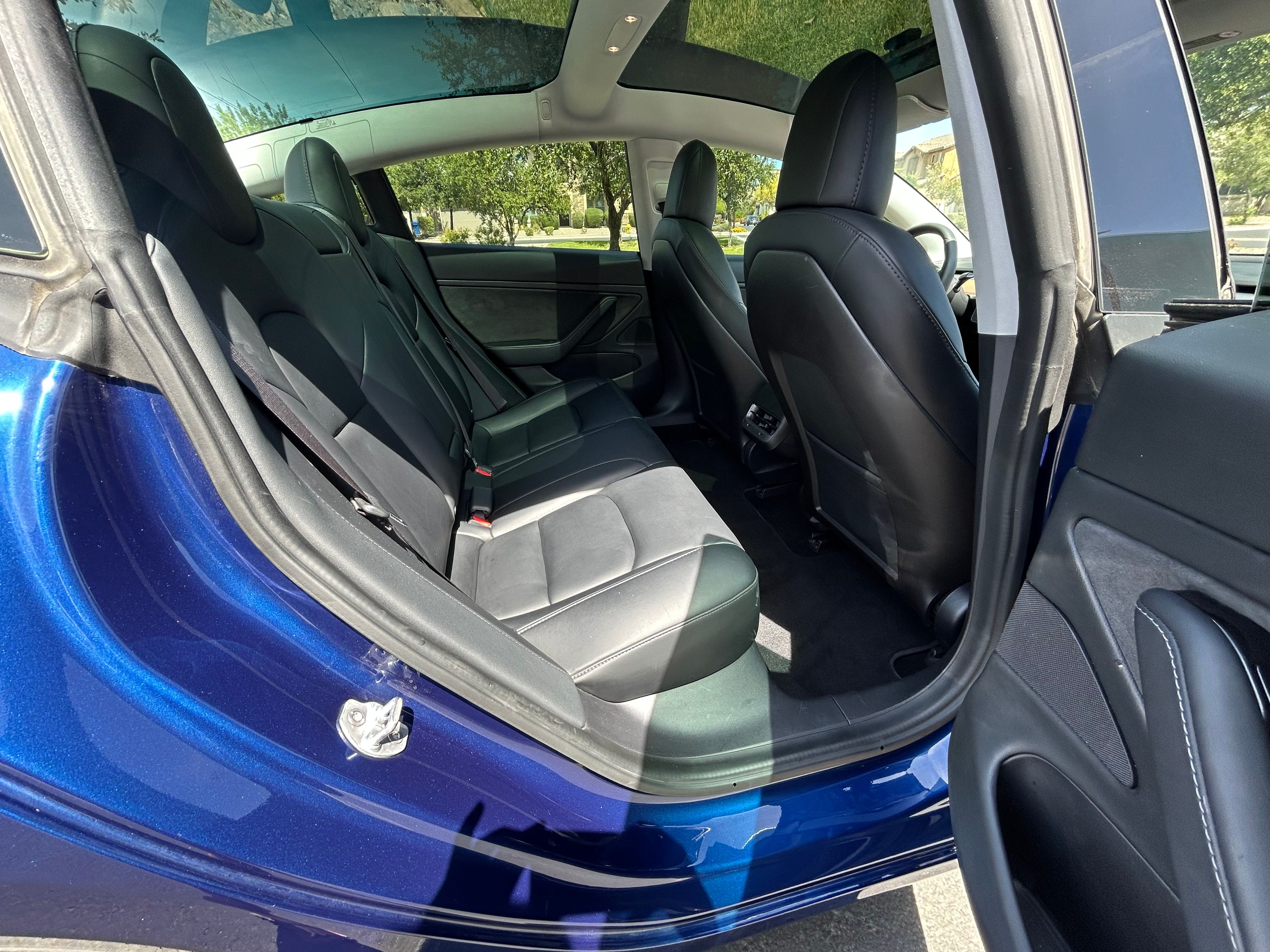 Used 2020 Tesla Model 3 Long Range AWD/4WD image 15