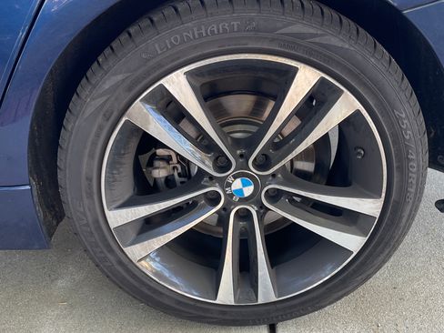 Used 2018 BMW 330i Sedan w/ Shadow Sport Edition image 21