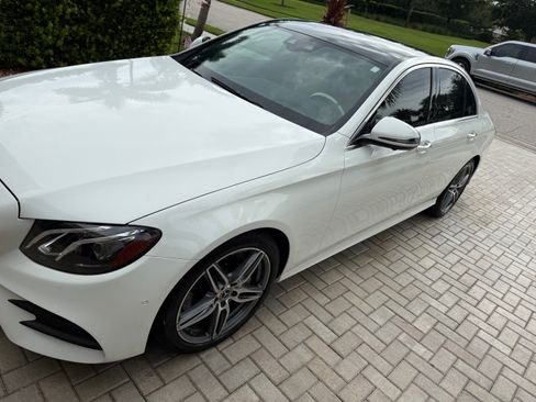 Used 2020 Mercedes-Benz E 350 Sedan image 5