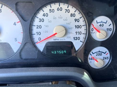 Used 2008 Dodge Ram 2500 Truck Laramie w/ Protection Group AWD/4WD image 4