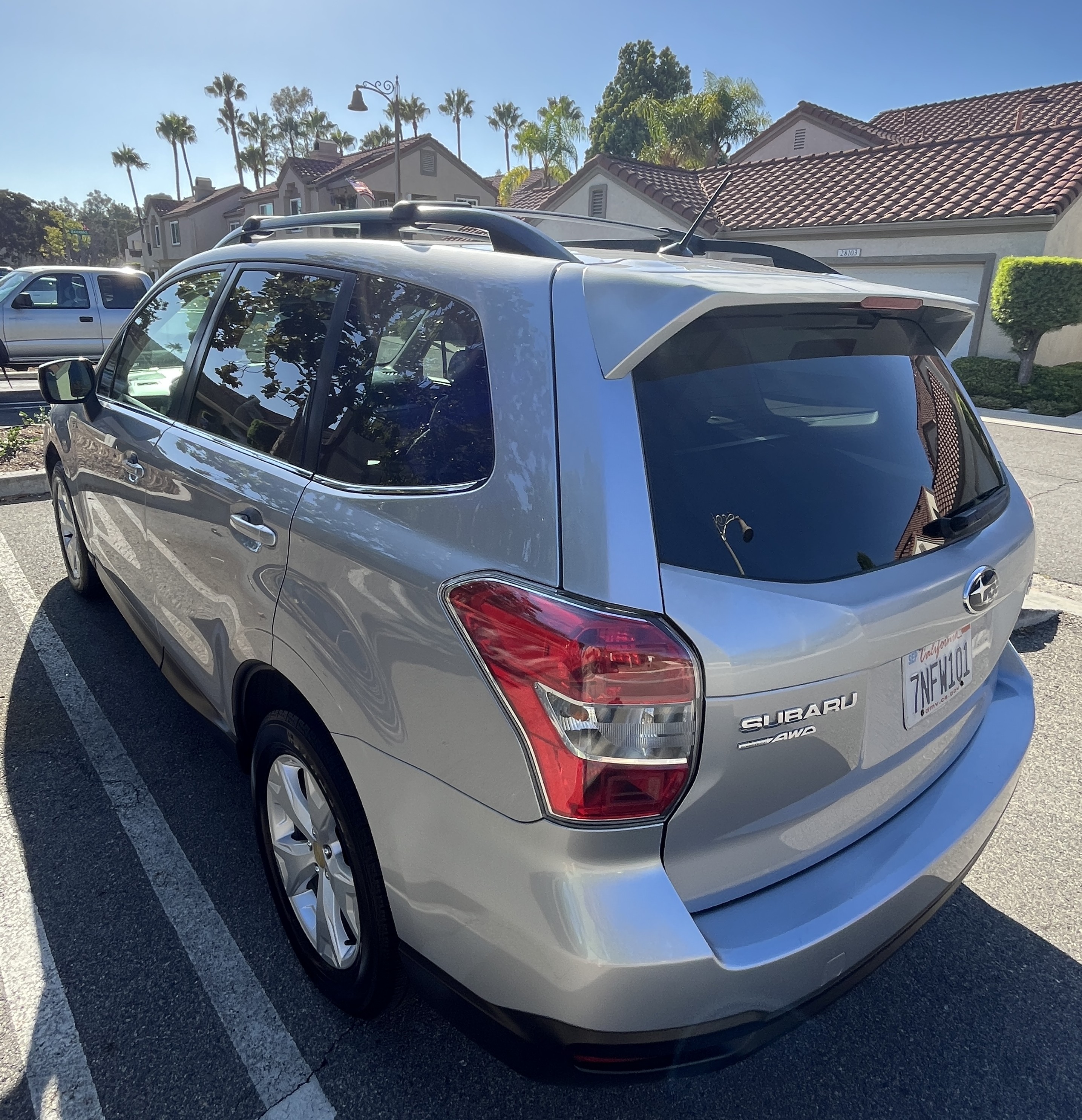 Used 2015 Subaru Forester 2.5i Limited AWD/4WD image 4
