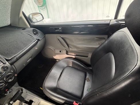 Used 2003 Volkswagen Beetle GLS image 6