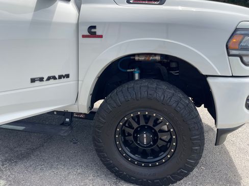 Used 2021 RAM 2500 Laramie AWD/4WD image 5