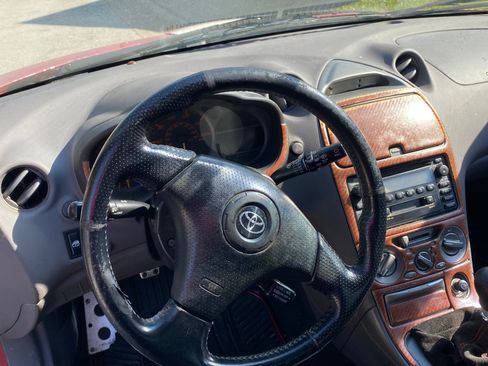 Used 2001 Toyota Celica GT-S FWD image 8