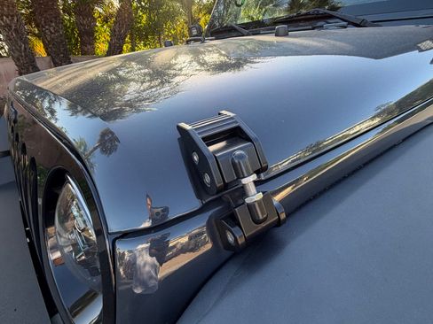 Used 2018 Jeep Wrangler Sport image 5