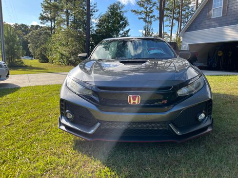 Used 2019 Honda Civic Type R image 5