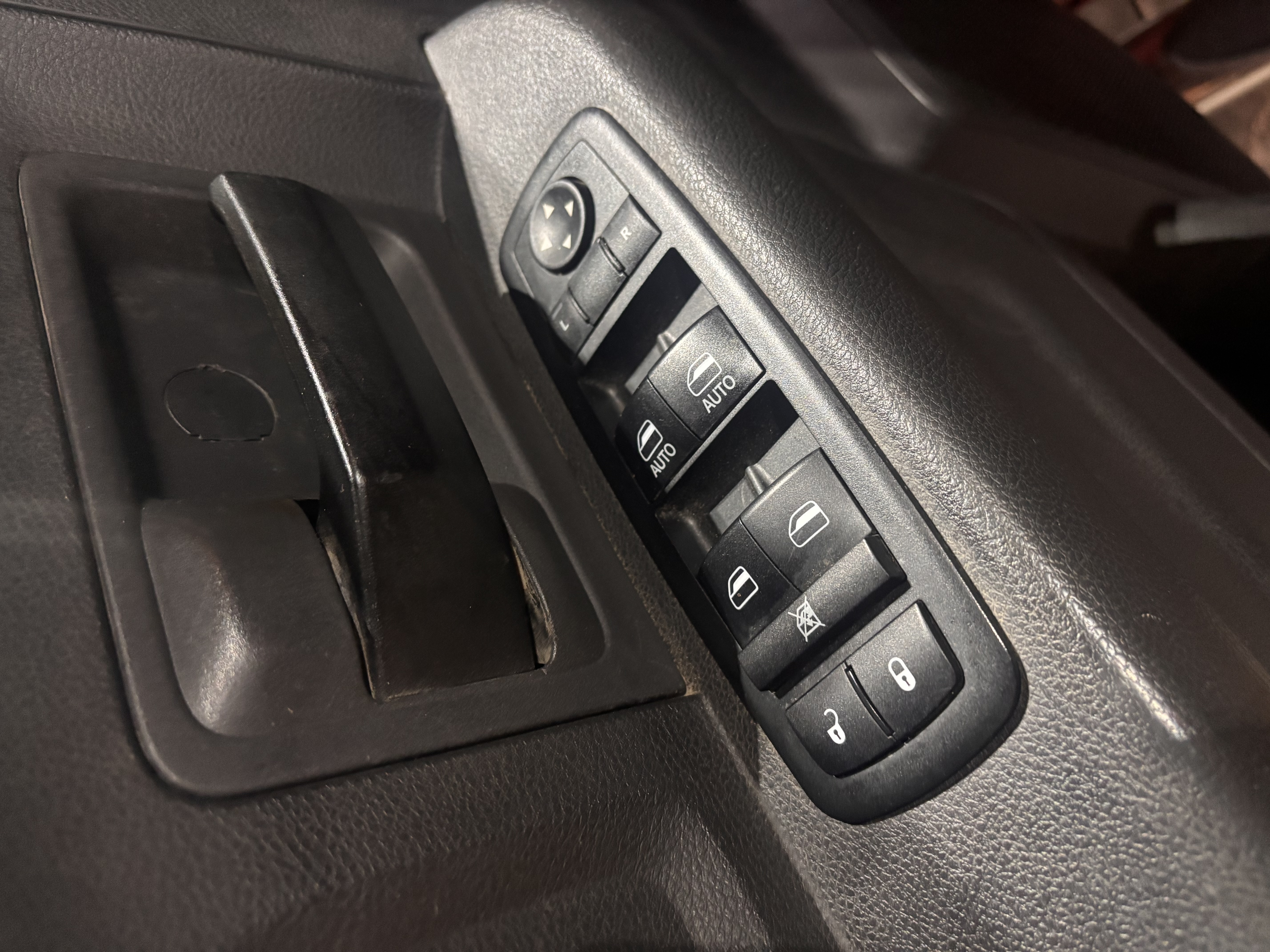 Used 2011 RAM 2500 ST w/ ST Popular Equipment Group AWD/4WD image 16