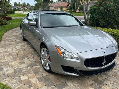 Used 2014 Maserati Quattroporte S Q4 AWD/4WD image 12
