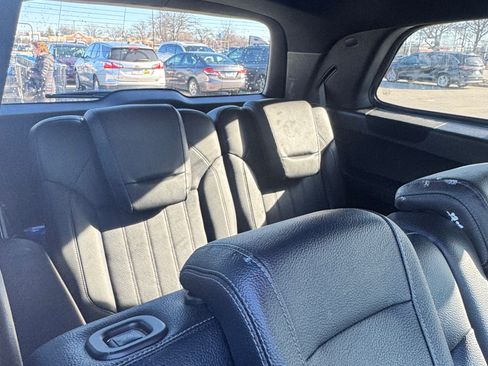 Used 2017 Mercedes-Benz GLS 450 4MATIC image 9