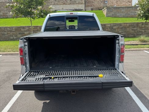 Used 2014 Ford F150 FX4 w/ Equipment Group 402A Luxury AWD/4WD image 6