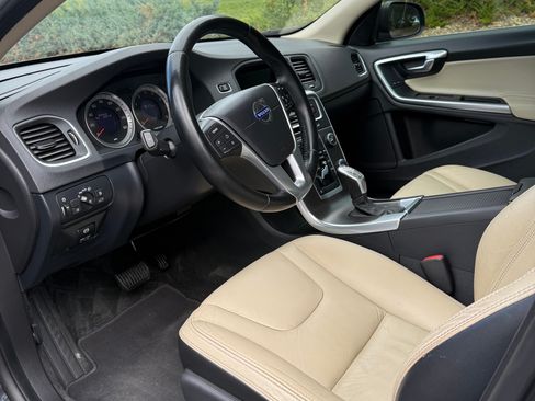 Used 2013 Volvo S60 T5 AWD/4WD image 11