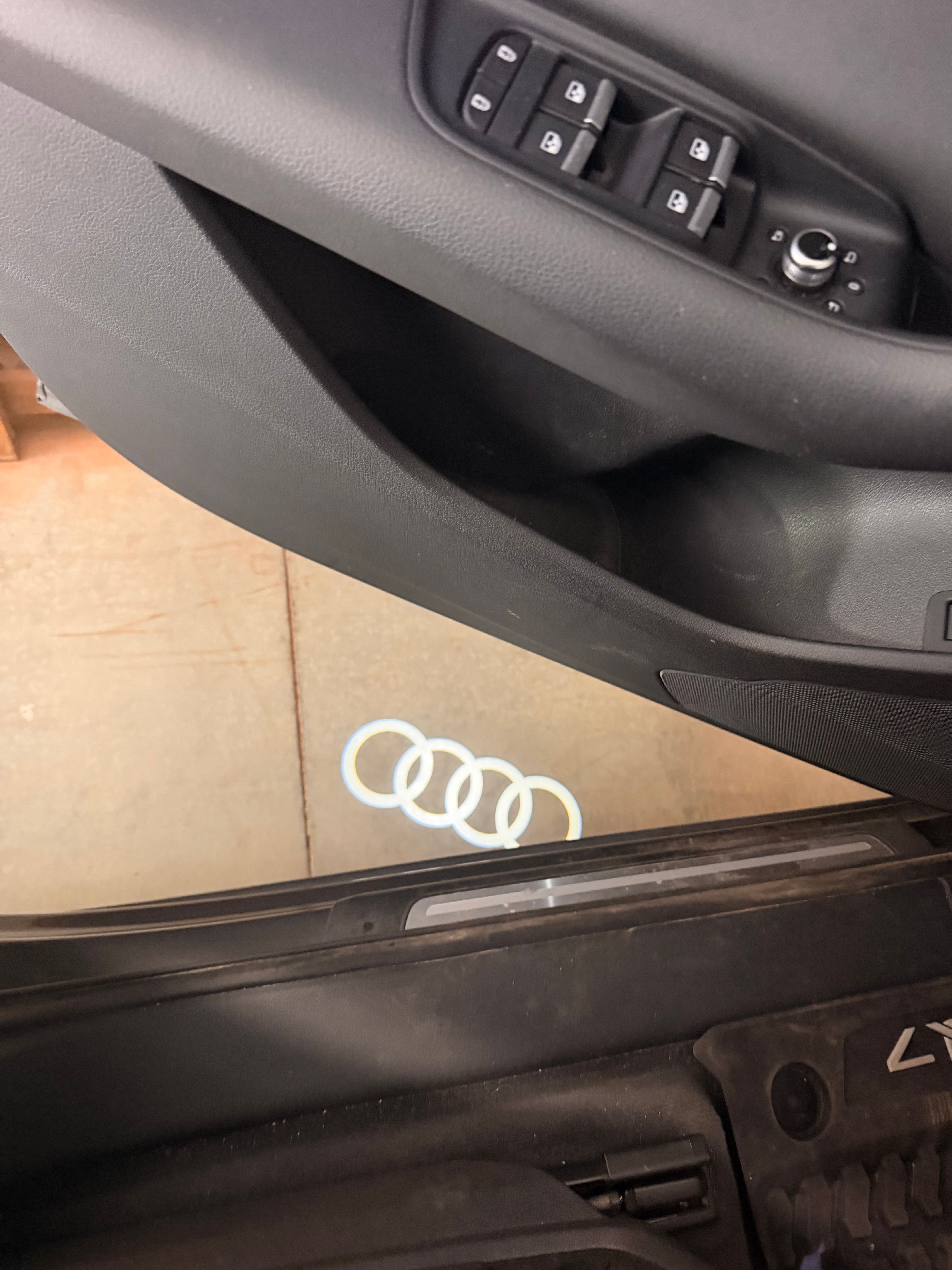 Used 2023 Audi Q7 2.0T Premium w/ Convenience Package AWD/4WD image 9