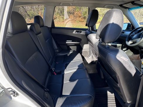 Used 2009 Subaru Forester 2.5XT Limited w/ Popular Equipment Group 1B image 14