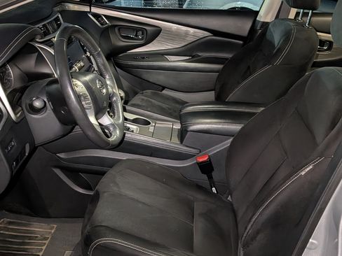 Used 2017 Nissan Murano SV image 16