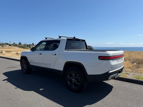 Used 2023 Rivian R1T Adventure AWD/4WD image 2