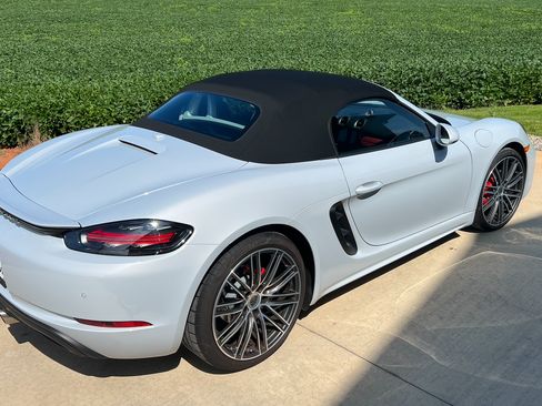 Used 2025 Porsche 718 Boxster S image 4