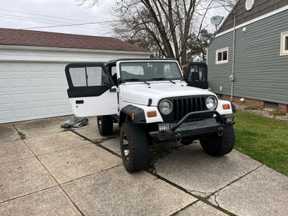 Used 1999 Jeep Wrangler SE