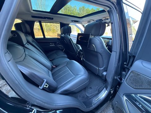 Used 2023 Land Rover Range Rover First Edition image 13