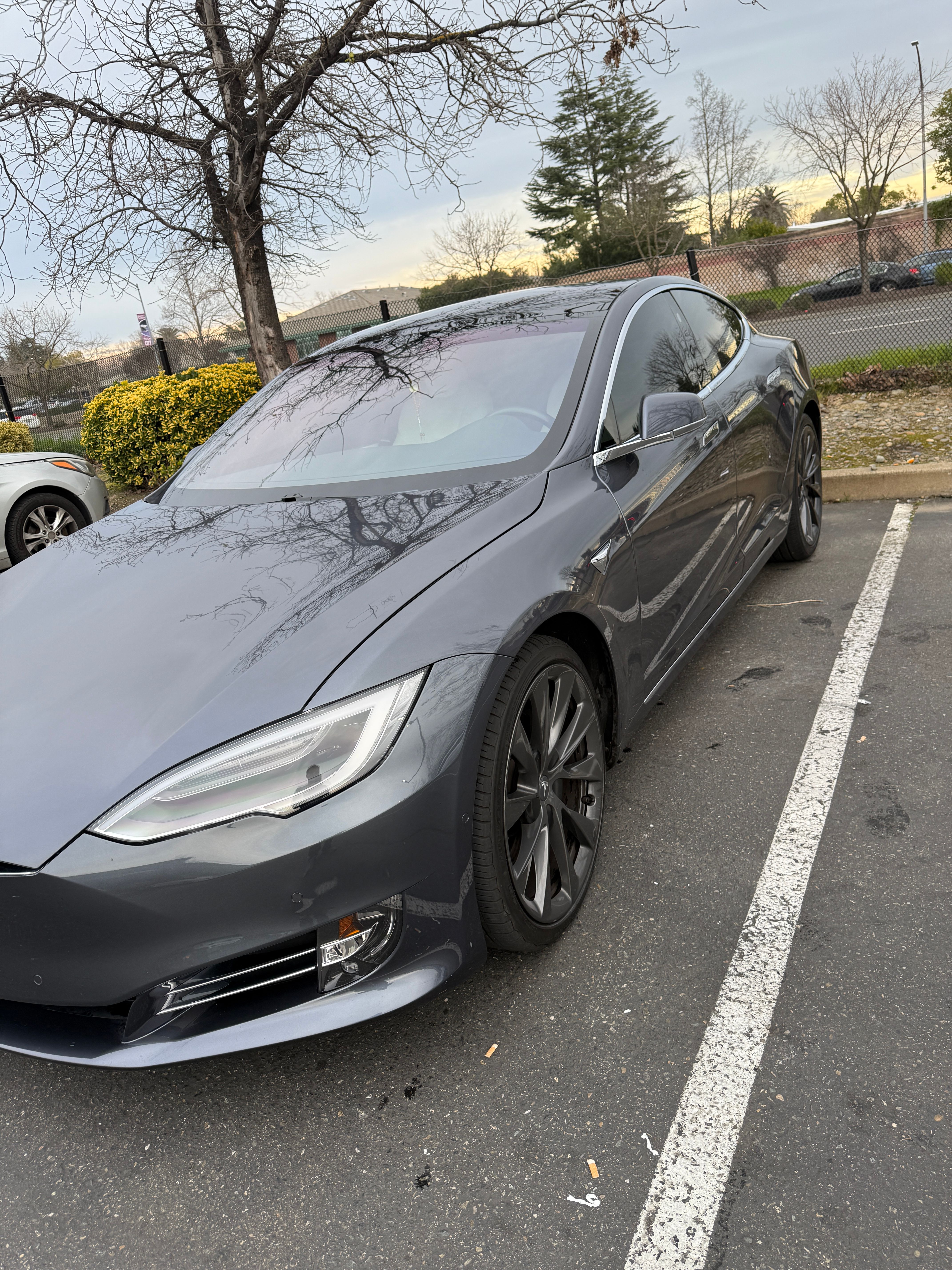 Used 2020 Tesla Model S Long Range Plus AWD/4WD image 2