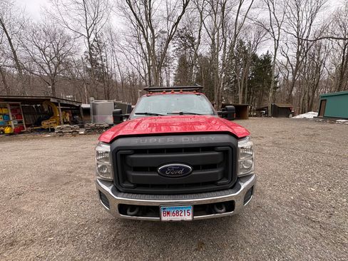 Used 2012 Ford F350 XL w/ PWR Equipment Group image 4