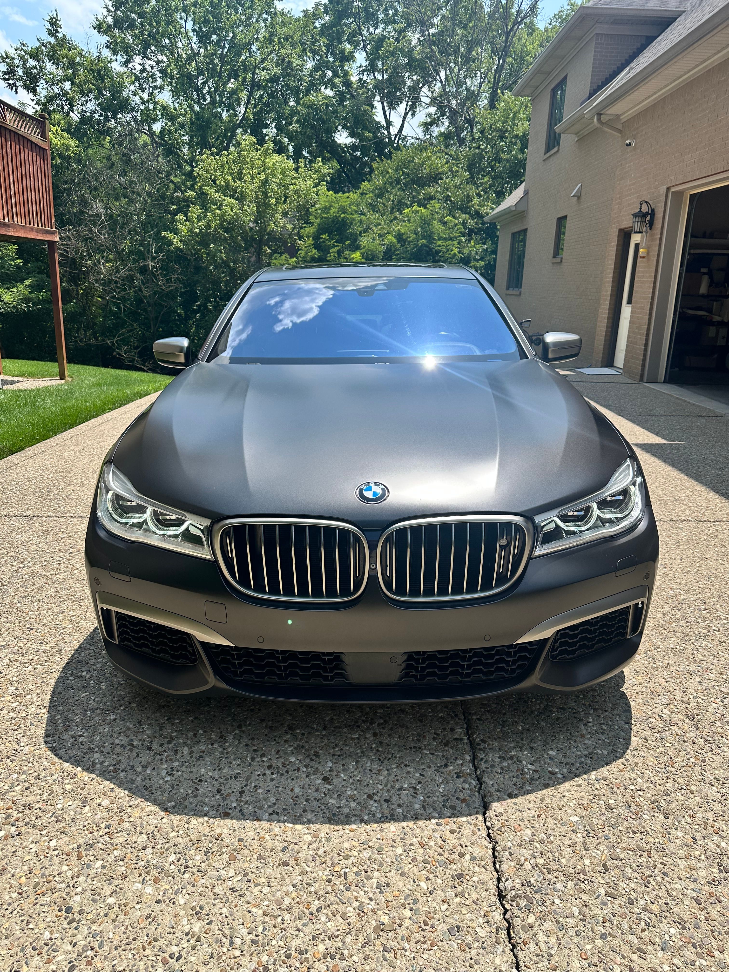 Used 2017 BMW M760i xDrive AWD/4WD image 6