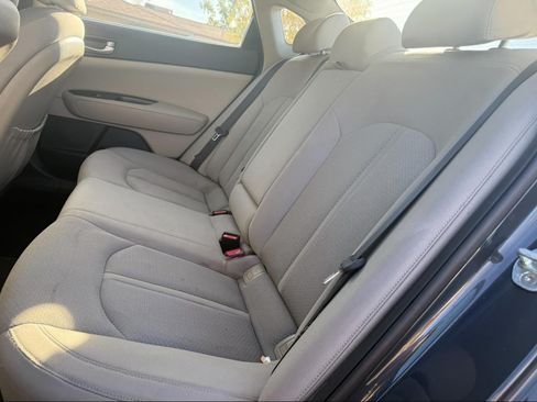 Used 2016 Kia Optima LX image 12