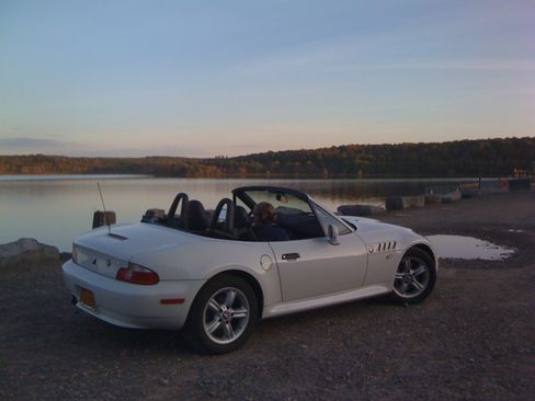 Used 2000 BMW Z3 2.5i image 14