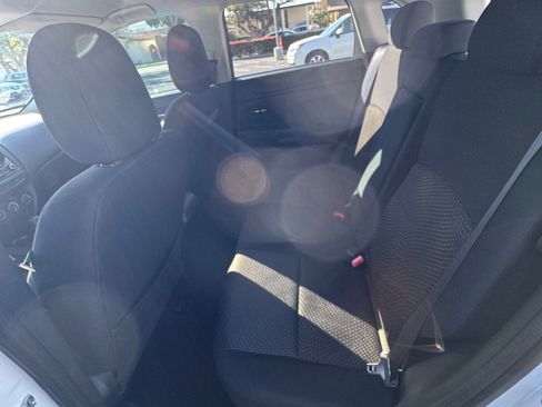 Used 2016 Mitsubishi Outlander Sport ES image 13