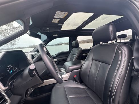 Used 2020 Ford F150 Lariat image 5