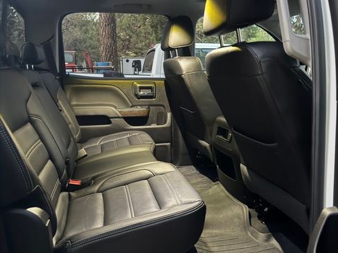 Used 2019 GMC Sierra 3500 Denali AWD/4WD image 15