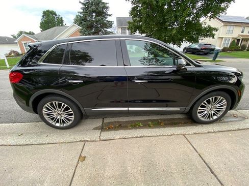 Used 2016 Lincoln MKX Reserve w/ Climate Package AWD/4WD image 6