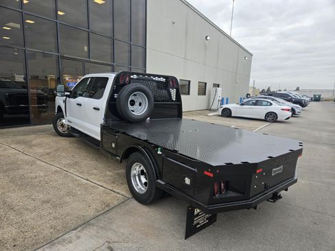 Used 2026 Ford F350 XLT w/ XLT Value Package RWD image 5