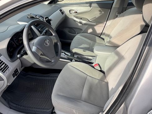 Used 2010 Toyota Corolla LE image 27